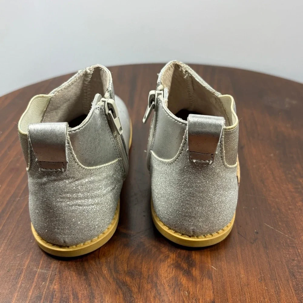 Livie & Luca‎ Wink Boots Girls Size 12 Silver Metallic Leather Ankle Booties